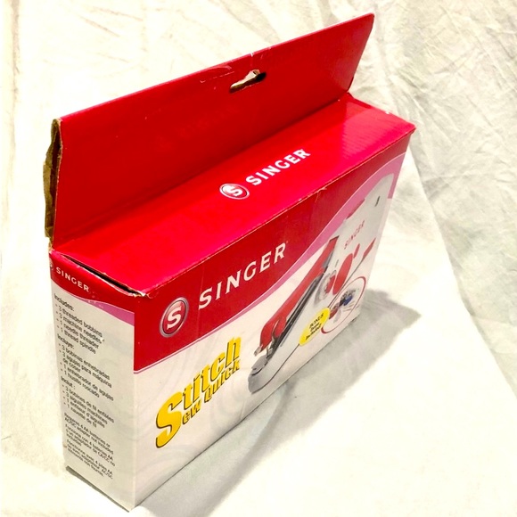 🛍️🧵 SINGER Stitch Sew quick Portable Handheld Sewing Machine model 01663 NWT - Picture 3 of 12